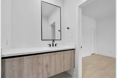 105 Tolima Dove Street, Houston, TX 77018 - Photo 25