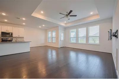 31326 Whitfield Court, Fulshear, TX 77441 - Photo 9