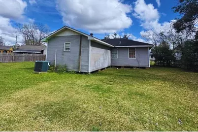 2 Pacific Circle, Orange, TX 77630 - Photo 7