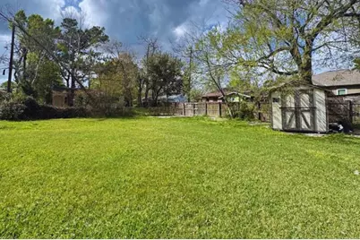2 Pacific Circle, Orange, TX 77630 - Photo 5