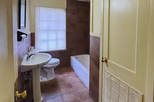 2 Pacific Cir, Orange, TX 77630 - Photo 13