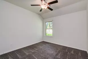 1011 Veer Dr, Crosby, TX 77532 - Photo 9
