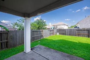 7527 Trail Hollow, Missouri City, TX 77459 - Photo 33