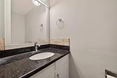 14715 Barryknoll Lane #121, Houston, TX 77079 - Photo 19