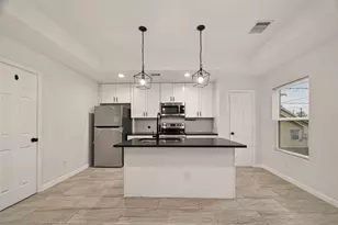 4302 Hirsch Rd, Houston, TX 77026 - Photo 9