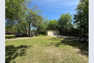 155 County Road 133, Alvin, TX 77511 - Photo 17