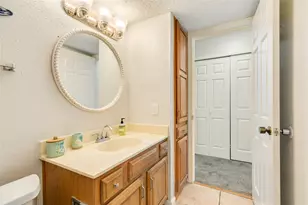 9D Dana Dr, Galveston, TX 77554 - Photo 13