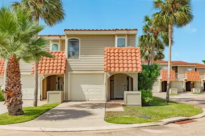 9D Dana Drive, Galveston, TX 77554 - Photo 1