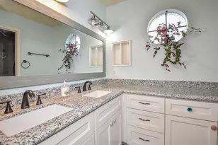 800 Country Pl Dr, Houston, TX 77079 - Photo 17