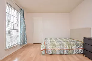 800 Country Pl Dr, Houston, TX 77079 - Photo 25