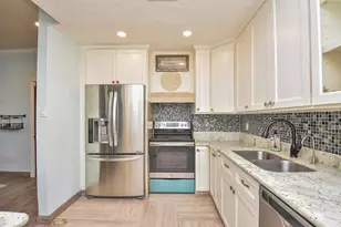 800 Country Pl Dr, Houston, TX 77079 - Photo 11