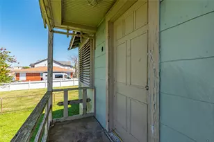 5621 Ave Q 1/2, Galveston, TX 77551 - Photo 13