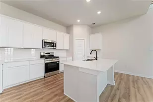 12235 Danza Dr, Willis, TX 77318 - Photo 9