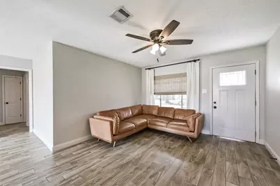 1502 Ansbury Drive, Houston, TX 77018 - Photo 5