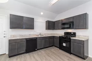 8814 Lar-Ree Oaks Circle, Houston, TX 77028 - Photo 1