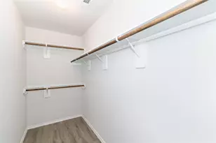 8814 Lar-Ree Oaks Circle, Houston, TX 77028 - Photo 11