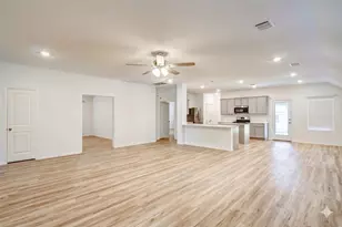 21751 Thicket Point Ln, New Caney, TX 77357 - Photo 5
