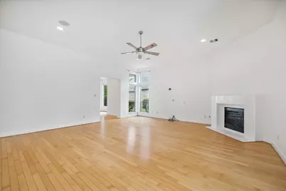 95 N Mews Wood Court, The Woodlands, TX 77381 - Photo 27