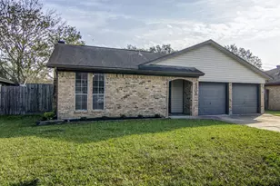 4305 Fairway St, Pasadena, TX 77505 - Photo 3