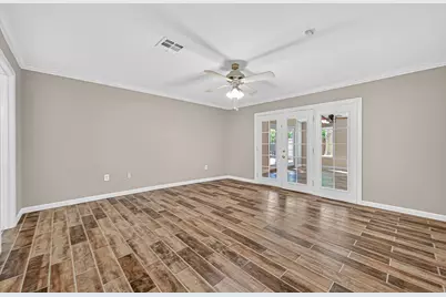 13903 Chevy Chase Drive, Houston, TX 77077 - Photo 31