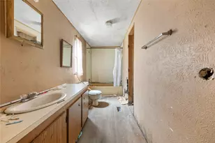 152 Lions Cir, Onalaska, TX 77360 - Photo 19