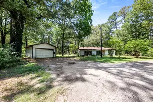 152 Lions Cir, Onalaska, TX 77360 - Photo 9