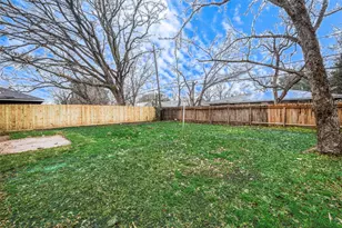 5755 Heron Dr, Houston, TX 77033 - Photo 39