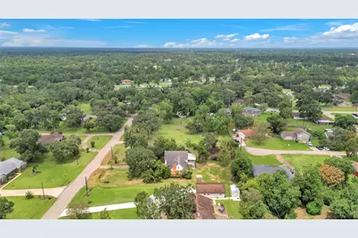 108 Woodland Road, Lake Jackson, TX 77566 - Photo 47