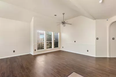 24706 E Burnaby Circle, Spring, TX 77373 - Photo 9