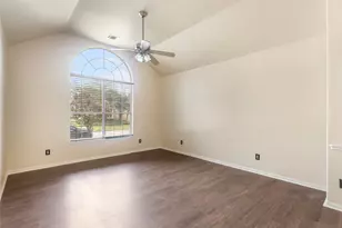 24706 E Burnaby Cir, Spring, TX 77373 - Photo 11