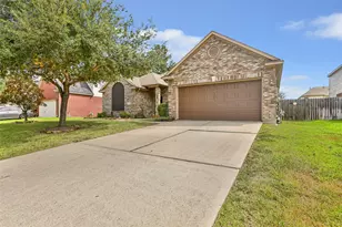 24706 E Burnaby Cir, Spring, TX 77373 - Photo 3