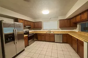 16327 Quail Echo Dr, Houston, TX 77489 - Photo 3