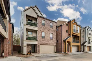 11005 Upland Forest Dr, Houston, TX 77043 - Photo 3