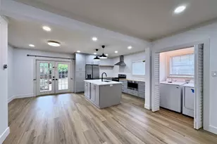 1912 McDuffie, Houston, TX 77019 - Photo 7