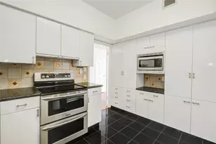 15 Greenway Plz, Houston, TX 77046 - Photo 21