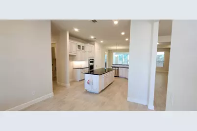 353 Gotland Russ Lane, The Woodlands, TX 77382 - Photo 5