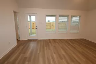 1218 Sacred Light Ln, La Marque, TX 77568 - Photo 3