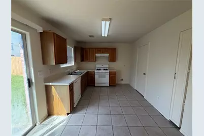12608 Rio Lindo Street, Rosharon, TX 77583 - Photo 9