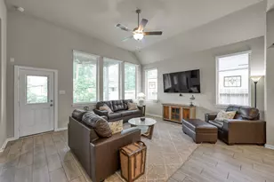 111 Yellow Perch Wy, Conroe, TX 77318 - Photo 11