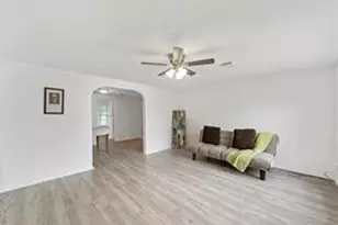 9117 Brandon St, Houston, TX 77051 - Photo 7