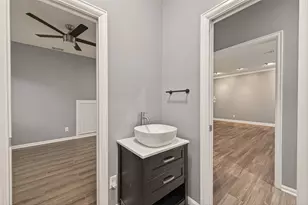 7203 Timberlake Dr, Sugar Land, TX 77479 - Photo 27