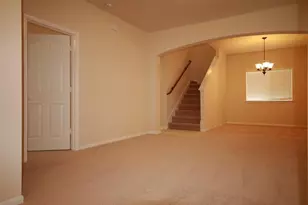 1718 Claremont Garden Cir, Houston, TX 77047 - Photo 3