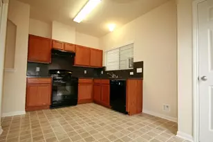 1718 Claremont Garden Cir, Houston, TX 77047 - Photo 11
