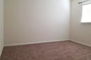 1718 Claremont Garden Cir, Houston, TX 77047 - Photo 15