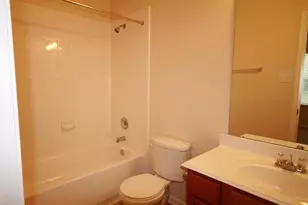 1718 Claremont Garden Cir, Houston, TX 77047 - Photo 9