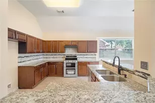 18423 Cobblestone Dr, Cypress, TX 77429 - Photo 5