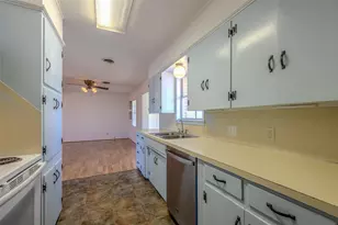 1404 Woodson Ln, Brenham, TX 77833 - Photo 17