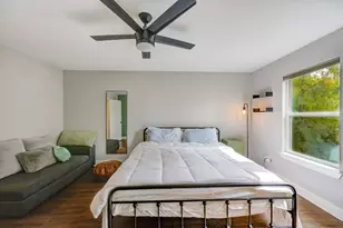 436 Owens St, Houston, TX 77029 - Photo 25