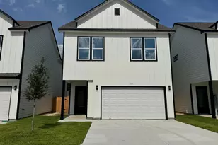1306 Duff Ln, Houston, TX 77022 - Photo 1