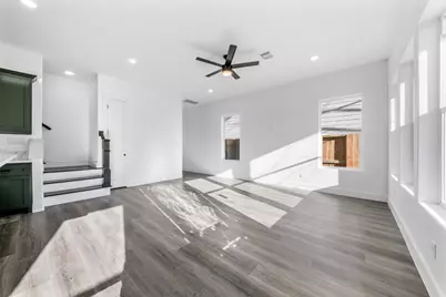 1306 Duff Lane, Houston, TX 77022 - Photo 17